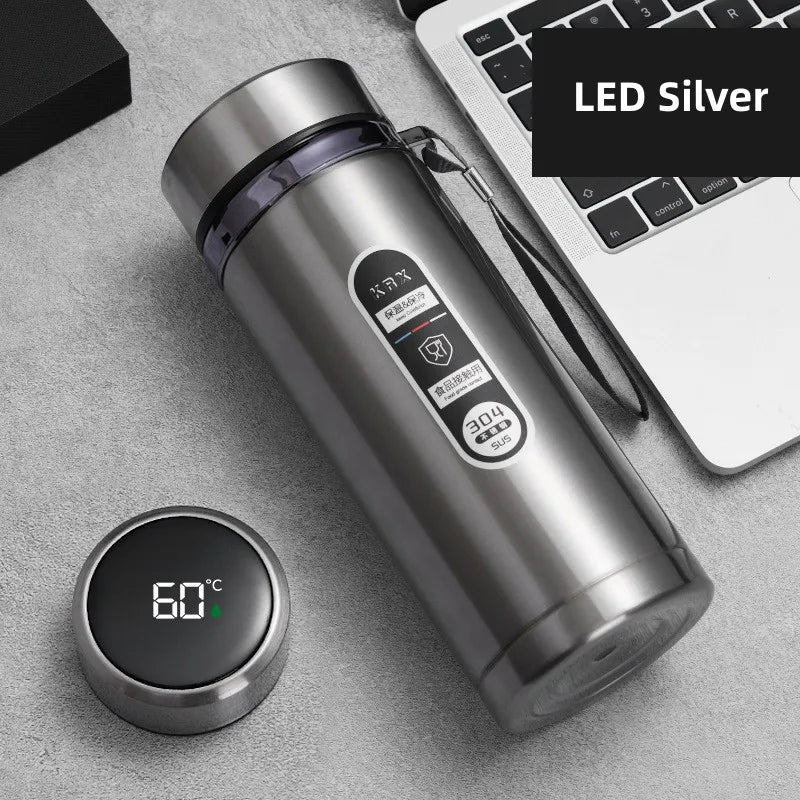 800ML-1 Liter Stainless Steel Thermos Bottle with LED Temperature Display: The image displays the bottle in a stylish silver color with the LED temperature screen active. It also shows the durable build and quality craftsmanship of the bottle.