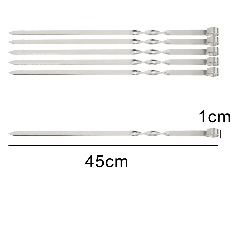 Detailed Dimensions: The stainless steel barbecue skewer dimensions, approximately 45 cm in length and 1 cm in width, ideal for large cuts of meat.